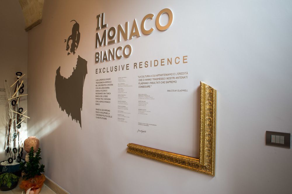 לינה וארוחת בוקר מטרה La Residenza Del Monaco Bianco מראה חיצוני תמונה